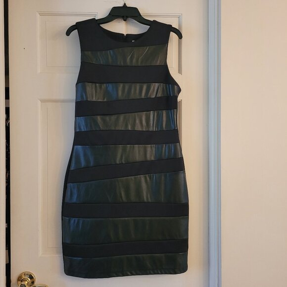 Bisou Bisou Dresses & Skirts - Bisou Bisou Black Faux-leather trimmed dress, size 12